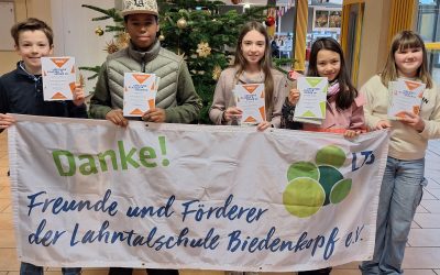 Annabelle Hellfeier (6b) gewinnt den Schulentscheid an der Lahntalschule Biedenkopf.